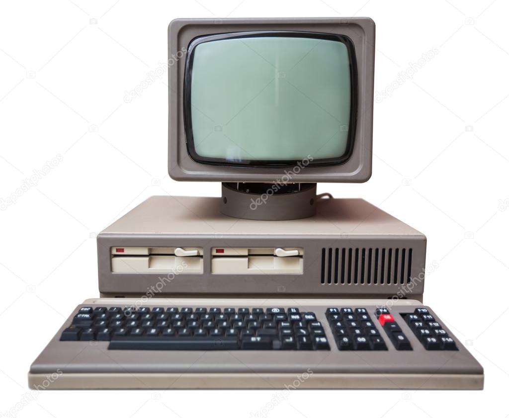 Mehrere historische Computerarbeitsplätze nebeneinander aufgebaut