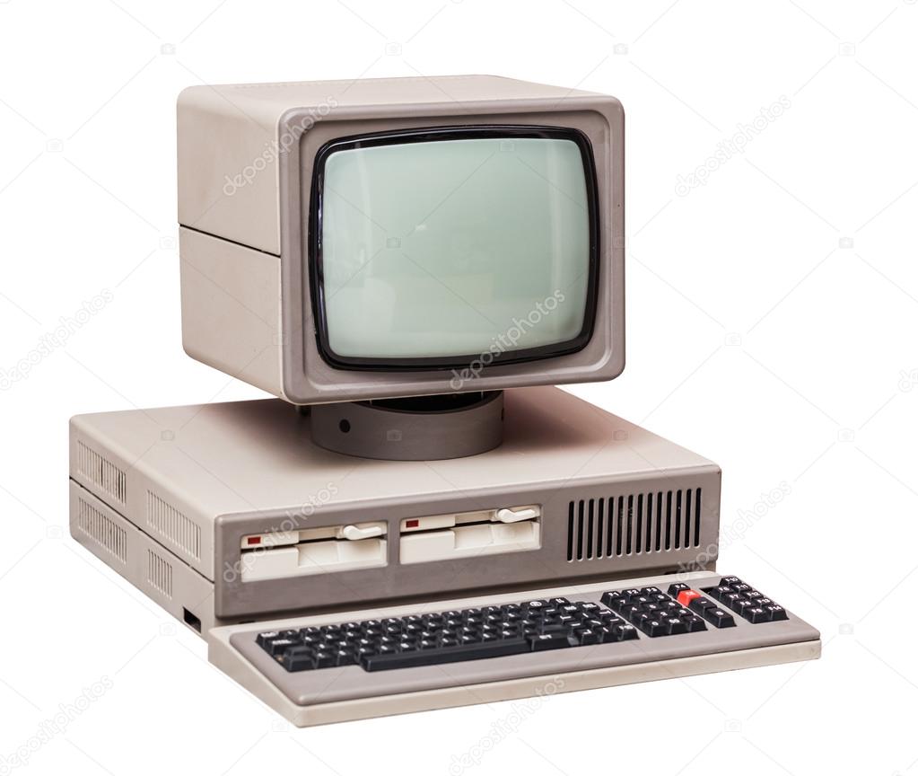 Historische Computer und Monitore in einer Ausstellung